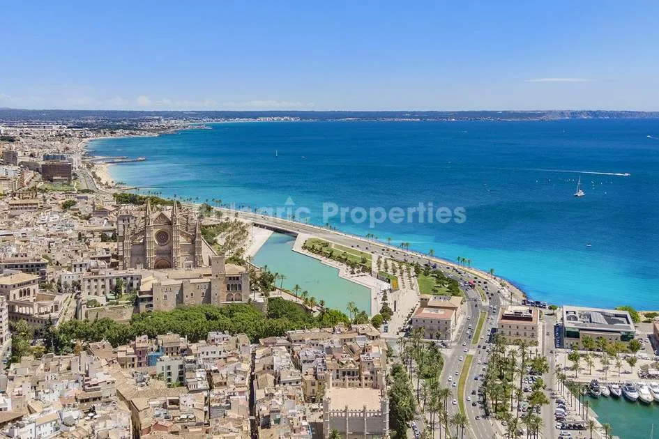 Elegant villa project with views of Palma Bay, for sale in Pòrtol, Mallorca