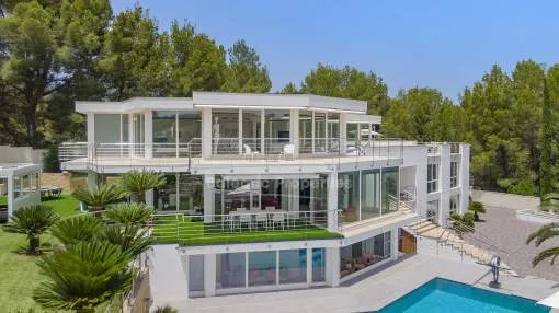 Incredible luxury villa for sale with views of the golf course in Son Vida, Mallorca