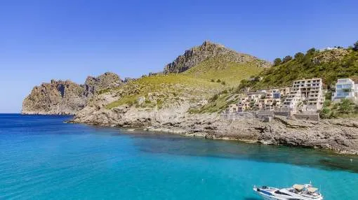 Apartment with incredible sea views for sale in Cala San Vicente, Mallorca