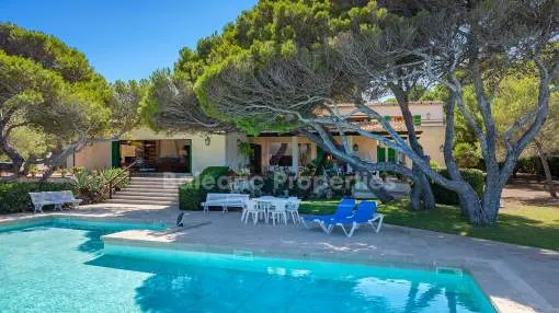 Grand villa by the sea for sale in Capdepera, Mallorca 