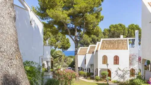 Wonderful townhouse with privileged sea views, for sale in Sol de Mallorca