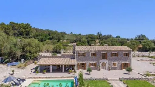 Gorgeous country home with heated pool for sale in Algaida, Mallorca