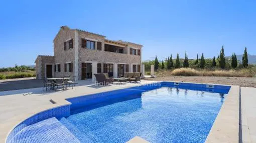 Contemporary country house for sale near the beach in Puerto Pollensa, Mallorca