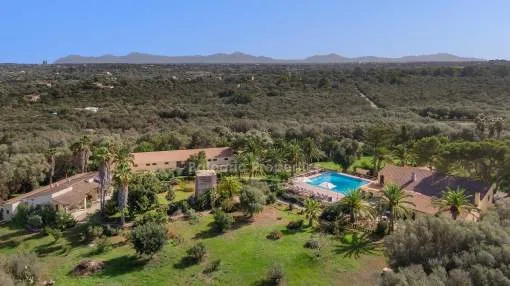Country hotel with restaurant and pool for sale in Muro, Mallorca