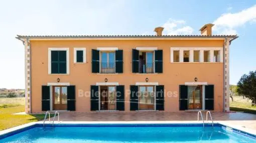 Spacious finca with pool and panoramic views for sale in Santanyí, Mallorca Spacious finca with pool and panoramic views for sale in Santanyí, Mallorca