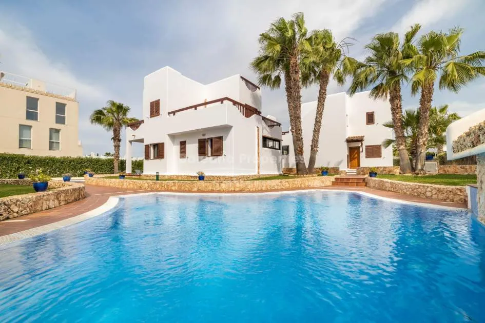 5 bed detached villa with ETV license in a community near Cala Egos, Mallorca 