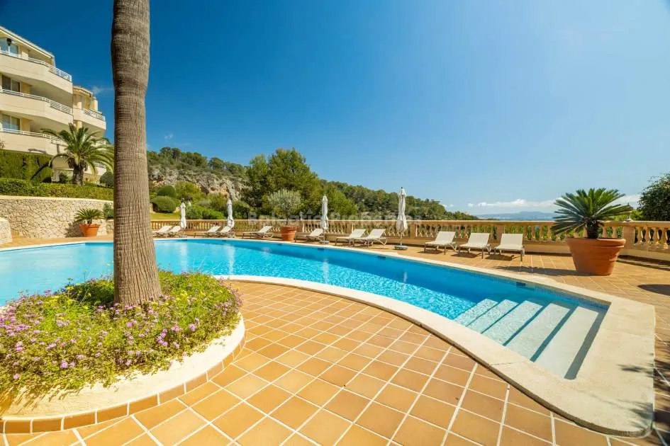Bright sea view apartment for sale in a privileged area of Bendinat, Mallorca