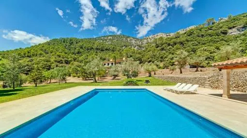 Glorious country estate with guest houses for sale in Bunyola, Mallorca Glorious country estate with guest houses for sale in Bunyola, Mallorca