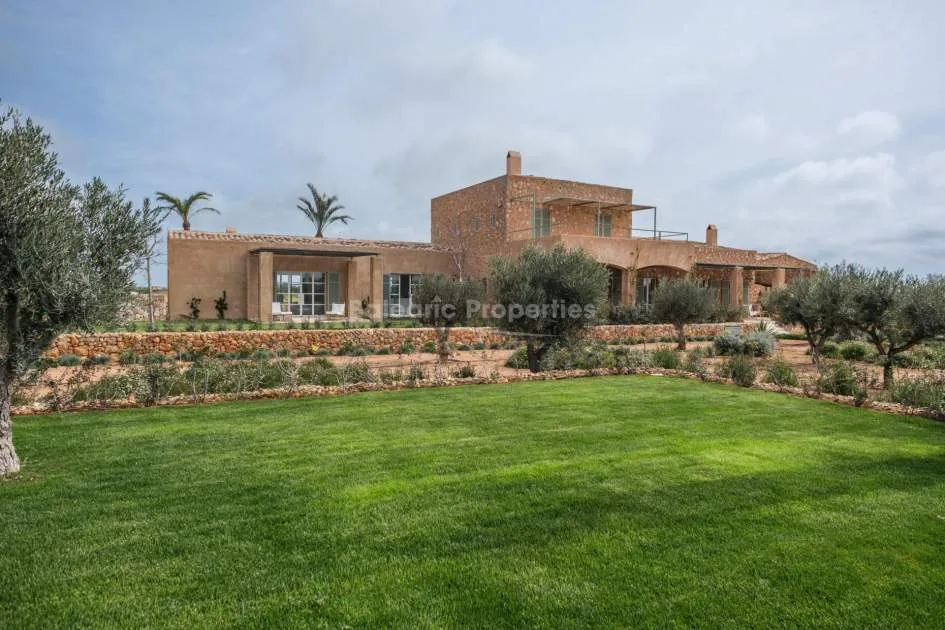 Elegant new villa for sale in the peaceful countryside of Sa Rapita, Mallorca