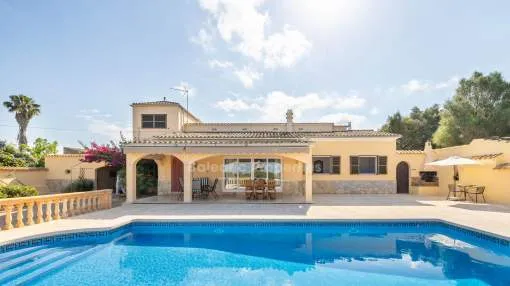Delightful rural finca with pool for sale in Algaida, Mallorca