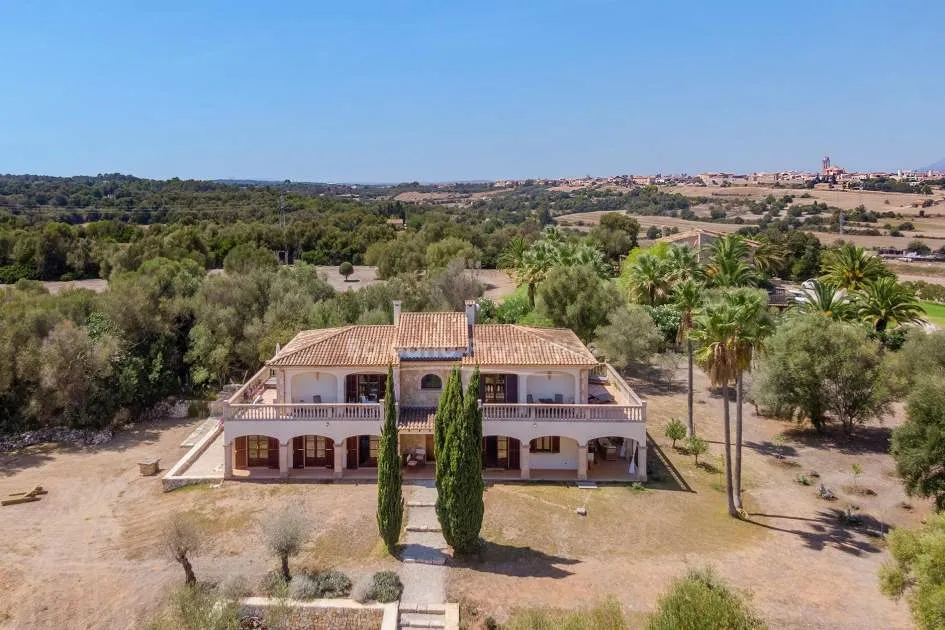 Magnificent country house with sea views for sale in Muro, Mallorca