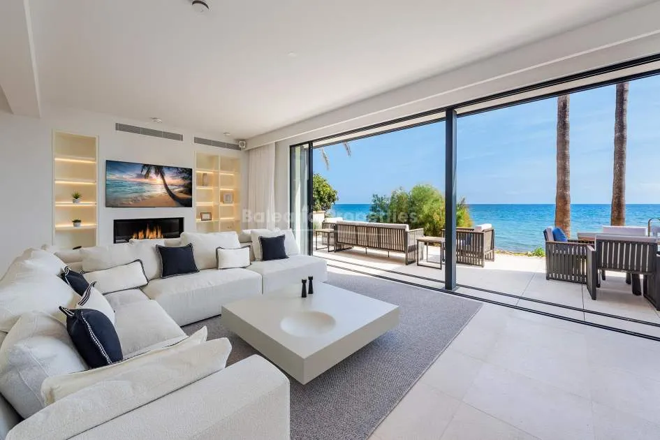 State-of-the-art seafront villa for sale in Port Verd, Mallorca