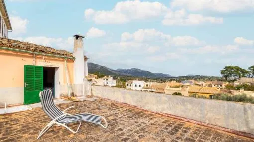 Townhouse to reform, for sale in the centre of Selva, Mallorca