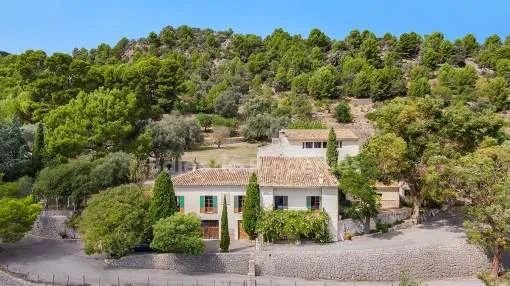 Grand manor house for sale, walking distance from Alaró, Mallorca
