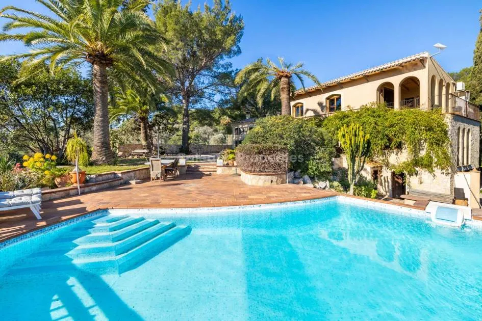 Beautiful country home with breathtaking views for sale in Selva, Mallorca