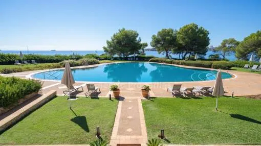Luxury Apartment at the exclusive ‘Residencias Mardavall’ for sale in Portals Nous, Mallorca
