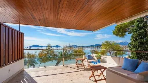 Seafront apartment for sale on the Pine Walk in Puerto Pollensa, Mallorca Seafront apartment for sale on the Pine Walk in Puerto Pollensa, Mallorca