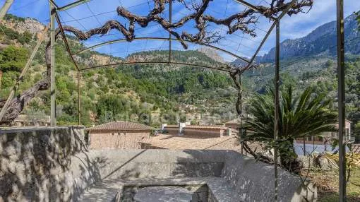Exceptionally large town house for sale in Fornalutx, Mallorca Exceptionally large town house for sale in Fornalutx, Mallorca