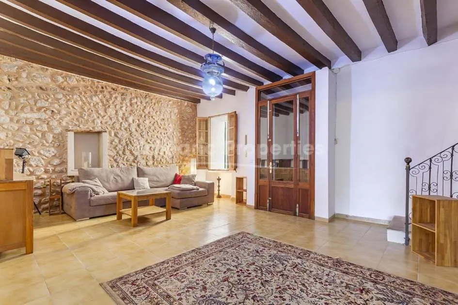 Beautifully renovated village house for sale in Caimari, Mallorca