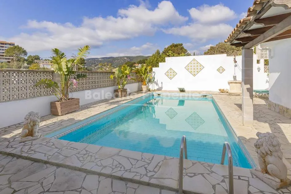 Villa with pool and guest apartment for sale in Bonanova, Palma, Mallorca