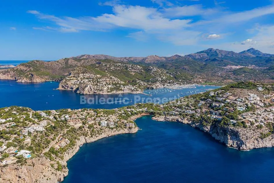 Sea view corner plot for sale close to the harbour in Puerto Andratx, Mallorca