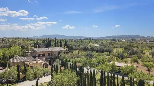 Hacienda style property for sale in Santa Maria, Mallorca 