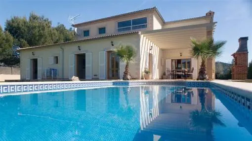 Delightful modern villa with private pool and garden situated in Pollensa, Mallorca Delightful modern villa with private pool and garden situated in Pollensa, Mallorca