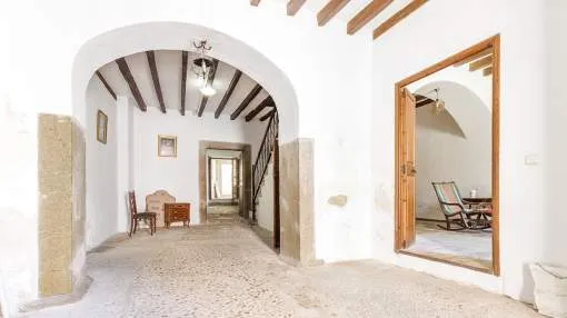 Town house for sale in the centre of Selva, Mallorca Town house for sale in the centre of Selva, Mallorca