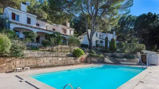 Charming Mediterranean villa with rental license for sale in Cala San Vicente, Pollensa, Mallorca Charming Mediterranean villa with rental license for sale in Cala San Vicente, Pollensa, Mallorca