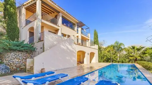 Holiday rental villa with sea views for sale in Gotmar, Puerto Pollensa, Mallorca Holiday rental villa with sea views for sale in Gotmar, Puerto Pollensa, Mallorca