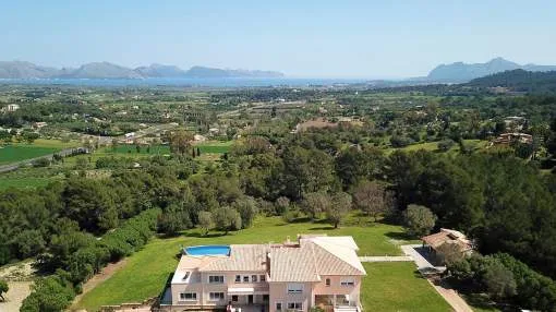 Luxury villa with panoramic views over the landscape to the sea near Alcúdia, Mallorca Luxury villa with panoramic views over the landscape to the sea near Alcúdia, Mallorca