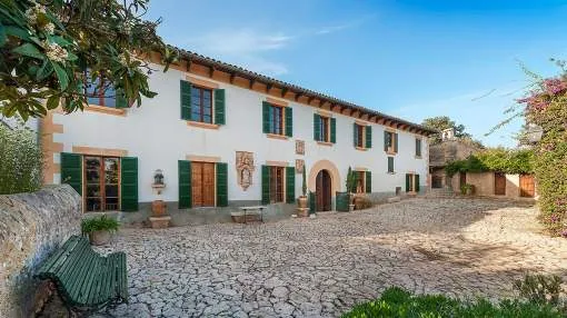 Authentic country estate for sale near Pollensa, Mallorca Authentic country estate for sale near Pollensa, Mallorca
