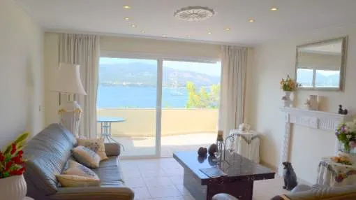 Apartment in first sea line for sale in Torrenova, Mallorca Apartment in first sea line for sale in Torrenova, Mallorca