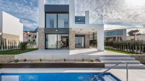 Residential complex of villas with sea view for sale in Colonia San Pere, Mallorca Residential complex of villas with sea view for sale in Colonia San Pere, Mallorca