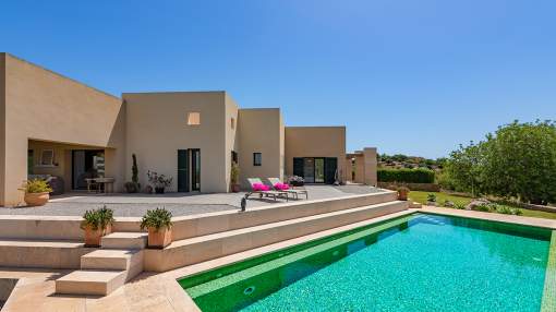 Exclusive hilltop finca for sale in Son Macia, Mallorca Exclusive hilltop finca for sale in Son Macia, Mallorca