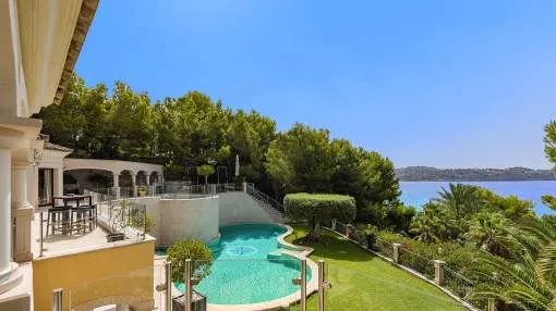 Coastal villa with guest apartments for sale in Costa de la Calma, Mallorca
