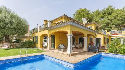 Spacious hilltop villa with pool and sea views in Bendinat, Mallorca
