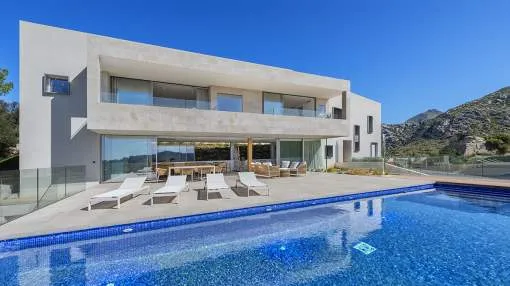 Ultra-modern, designer villa for sale with sea views in Bonaire, Mallorca Ultra-modern, designer villa for sale with sea views in Bonaire, Mallorca