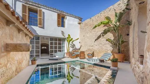 Stylishly renovated village house with pool, for sale in Algaida, Mallorca Stylishly renovated village house with pool, for sale in Algaida, Mallorca
