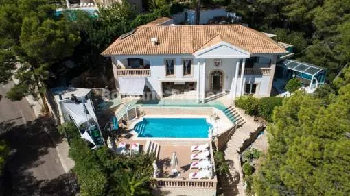 Beautiful hillside villa with holiday license for sale in Portals Nous, Mallorca