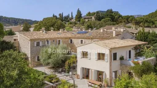 Enchanting country home with hotel license and pool for sale in Lloseta, Mallorca Enchanting country home with hotel license and pool for sale in Lloseta, Mallorca