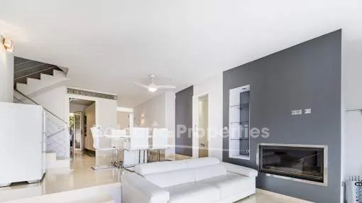 Townhouse with private garden and sea views for sale in Bonanova,Mallorca Townhouse with private garden and sea views for sale in Bonanova,Mallorca