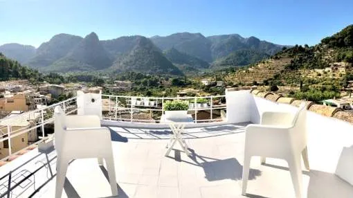 Traditional village house with incredible views for sale in Bunyola, Mallorca