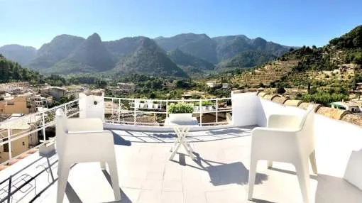 Traditional village house with incredible views for sale in Bunyola, Mallorca Traditional village house with incredible views for sale in Bunyola, Mallorca