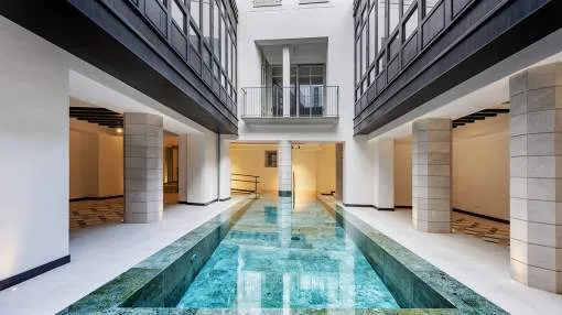 Luxury duplex penthouse with unbeatable views for sale in Palma de Mallorca Luxury duplex penthouse with unbeatable views for sale in Palma de Mallorca
