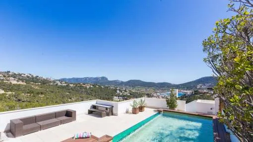 Luxury penthouse with private pool in Puerto Andratx, Mallorca Luxury penthouse with private pool in Puerto Andratx, Mallorca