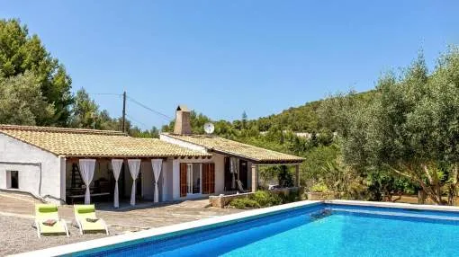 Small, nice finca with pool near Capdepera Small, nice finca with pool near Capdepera