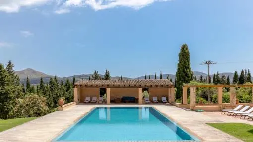 Stylish event finca with 8 suites, 7 gardens and private pool Stylish event finca with 8 suites, 7 gardens and private pool