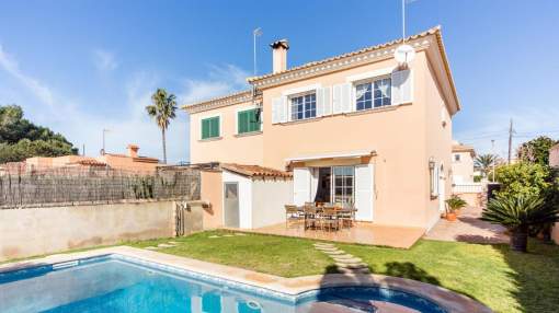 Chic holiday home with private pool - Holiday with dog in Llucmajor Chic holiday home with private pool - Holiday with dog in Llucmajor