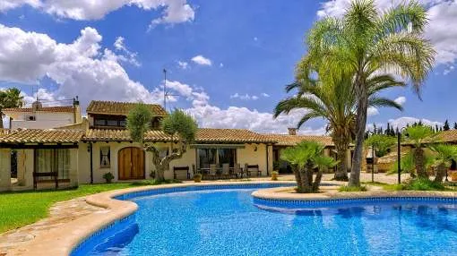 Finca Vela near Muro for 12 Persons with wonderful garden and pool Finca Vela near Muro for 12 Persons with wonderful garden and pool